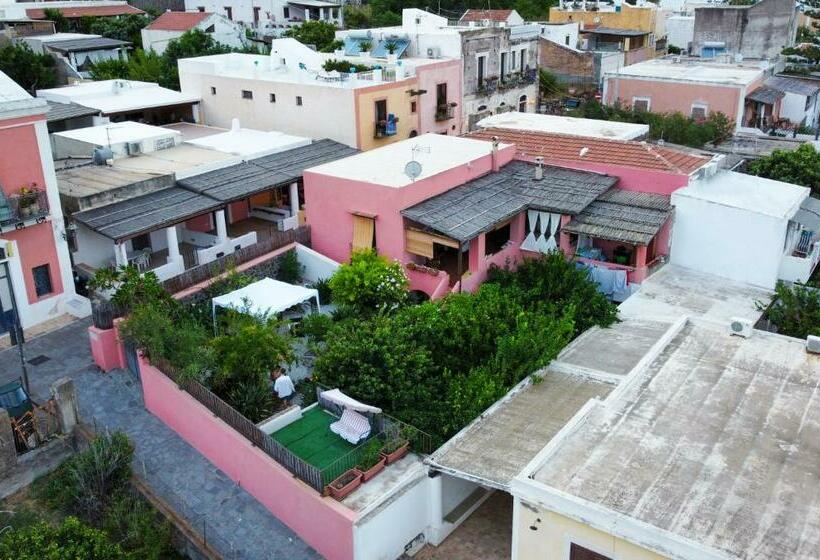 آپارتمان 1 خوابه با چشمانداز دریا, Villa Pomelia, Villa Nel Corso Di Santa Marina Salina A 50 Mt Dal Mare