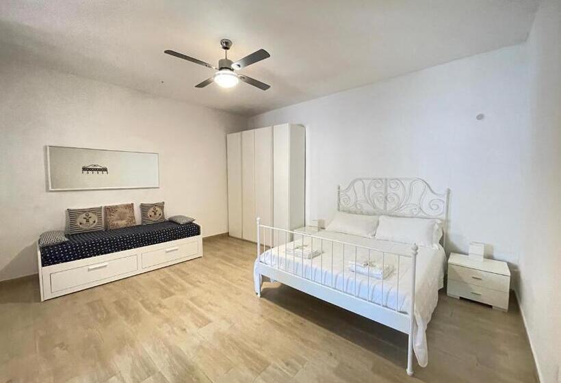 ویلای 1 خوابه با چشمانداز دریا, Villa Pomelia, Villa Nel Corso Di Santa Marina Salina A 50 Mt Dal Mare