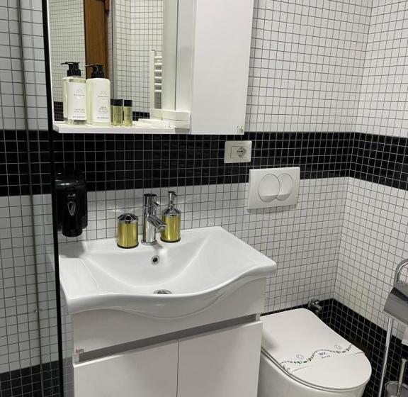 חדר סטנדרט נוף להרים, Dardania