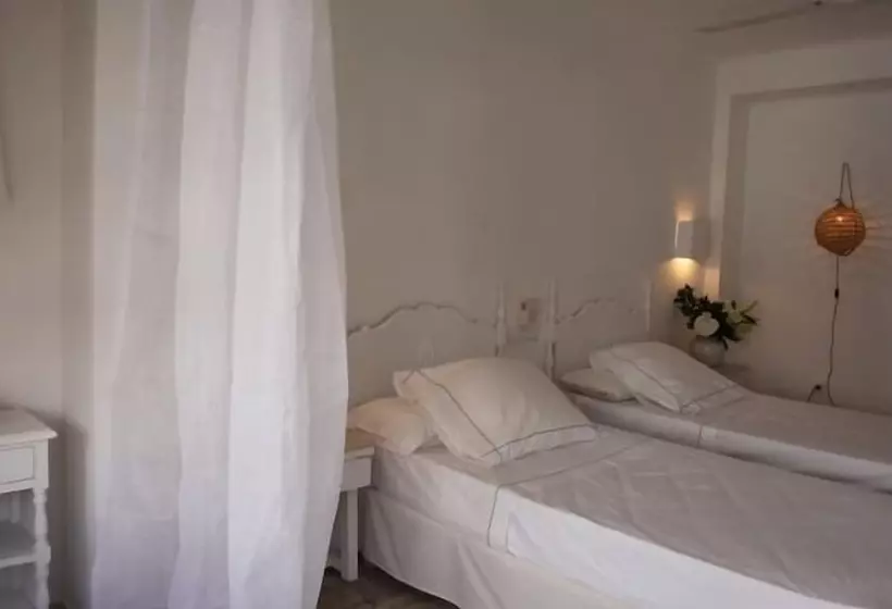 バス共有のスタンダードルーム, Juanita Hostal