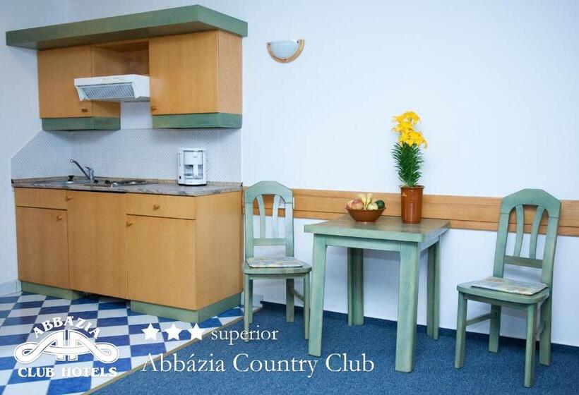 شقة غرفة واحدة, Abbazia Country Club