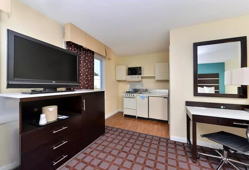 ２ダブルベッドのスタンダードルーム, Americas Best Value Inn New London Mystic