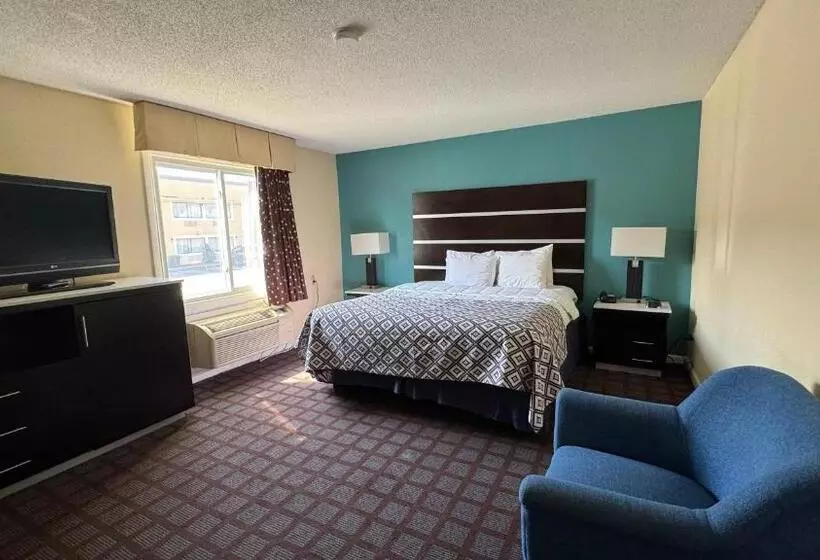 キングサイズベッドのスタンダードルーム, Americas Best Value Inn New London Mystic