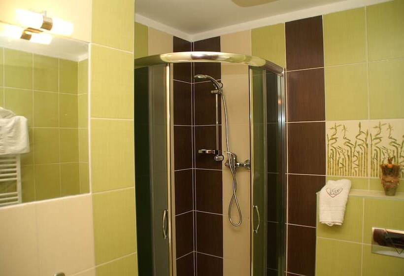 غرفة ديلوكس, Avalanche