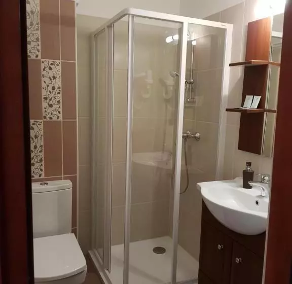 اتاق استاندارد, Duna Panzió