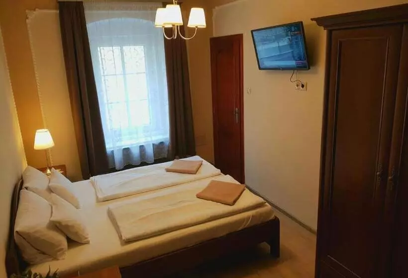 اتاق استاندارد, Duna Panzió
