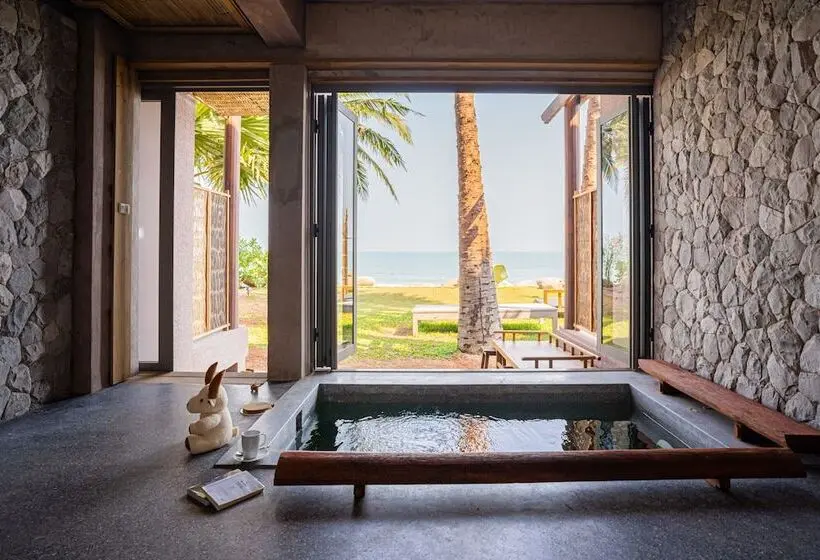 , LA A NATU Sam Roi Yot