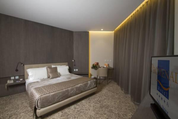 Deluxe Suite Sea View, Promenade