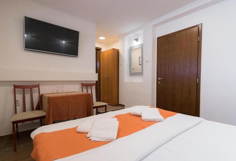 اتاق استاندارد, Rooms Gat