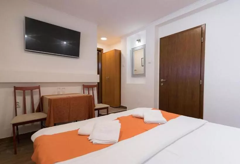 اتاق استاندارد, Rooms Gat