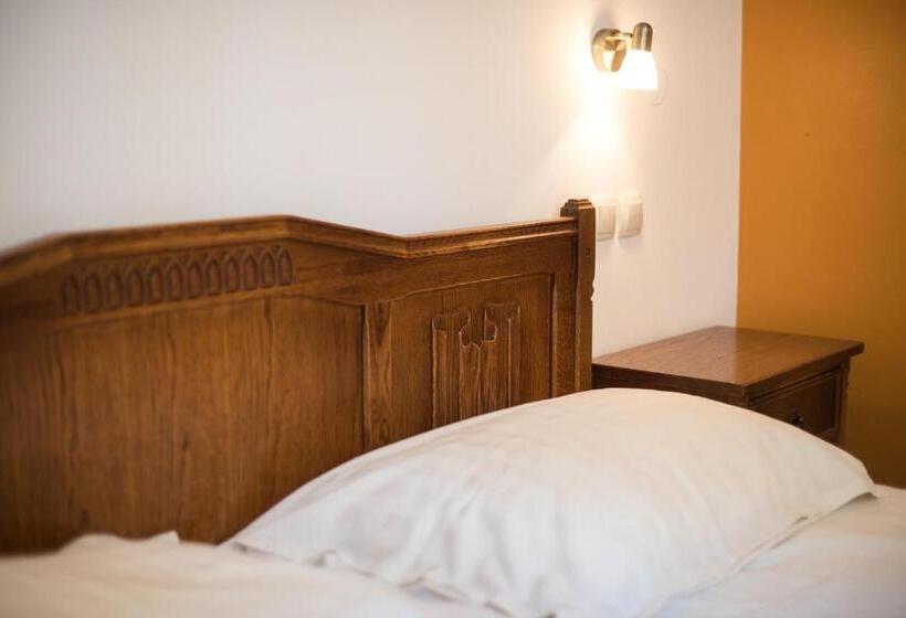 اتاق استاندارد, Splavar Rooms