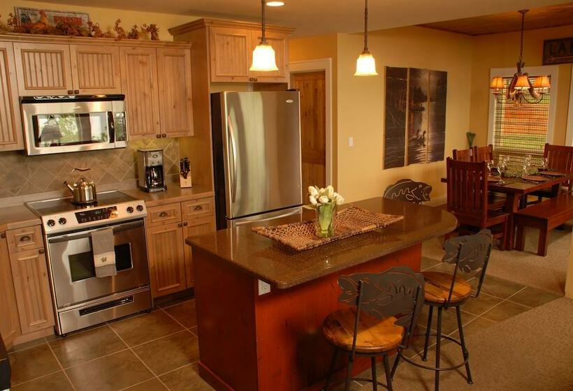 Дом 3 Спальни, Trappers Landing Lodge