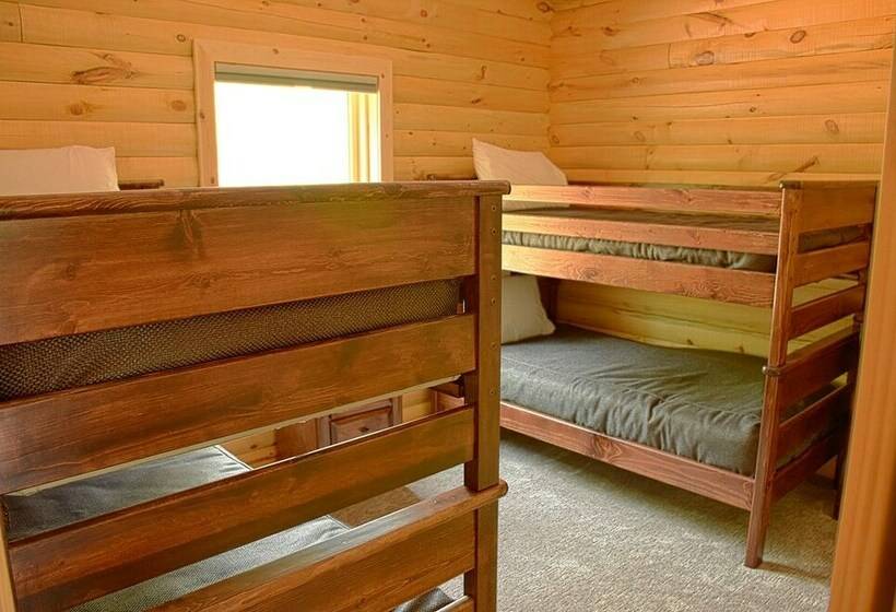 كابينة, Trappers Landing Lodge