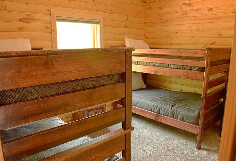 Хижина, Trappers Landing Lodge