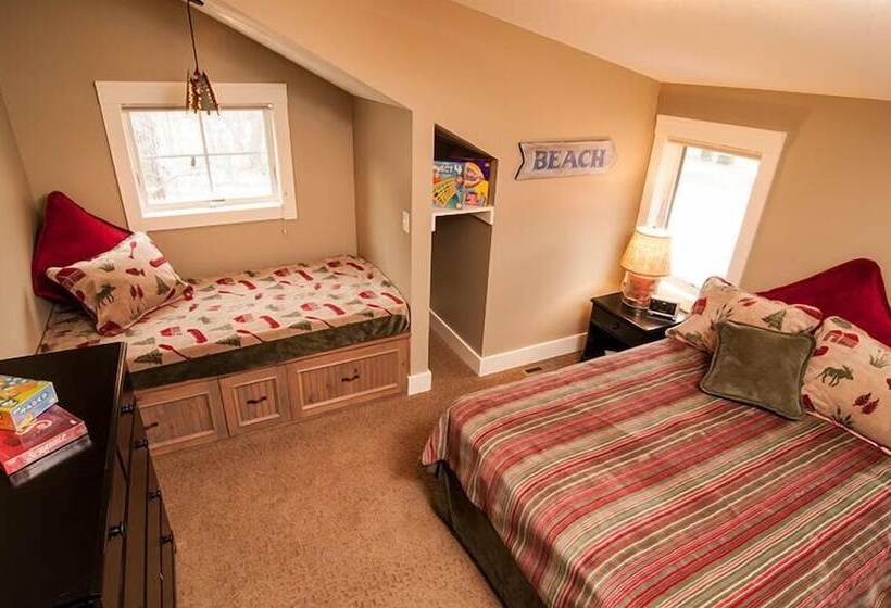 كابينة, Trappers Landing Lodge