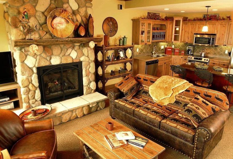 جناح ديلوكس, Trappers Landing Lodge