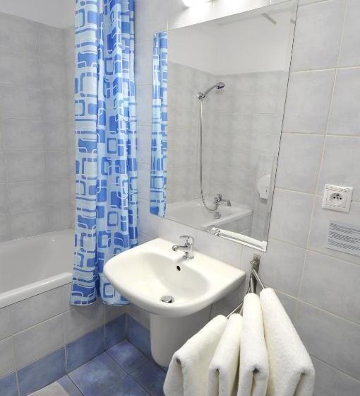 غرفة بريميوم, Victoria