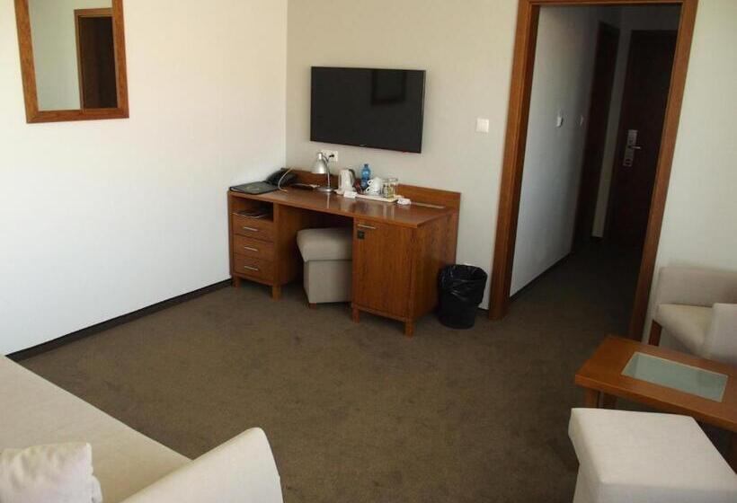 小型套房, Victoria