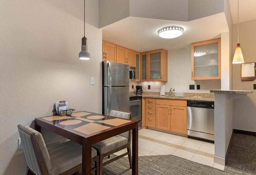 キングサイズベッドのスイートルーム, Residence Inn By Marriott Columbus