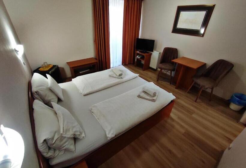 Номер Стандарт, átrium Hotel Harkány