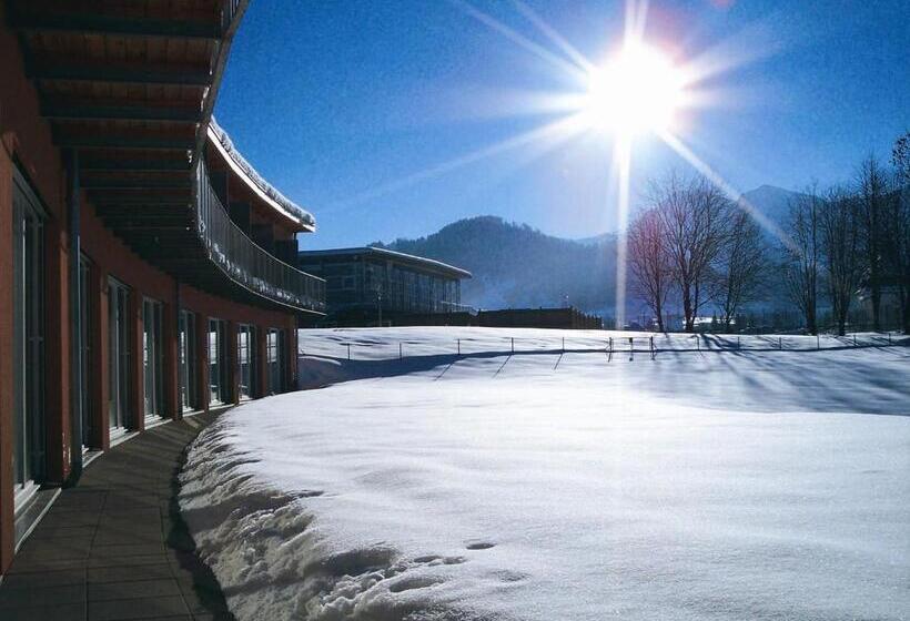 חדר סופריור עם מרפסת, Vitalhotel Quellengarten   Bed & Breakfast