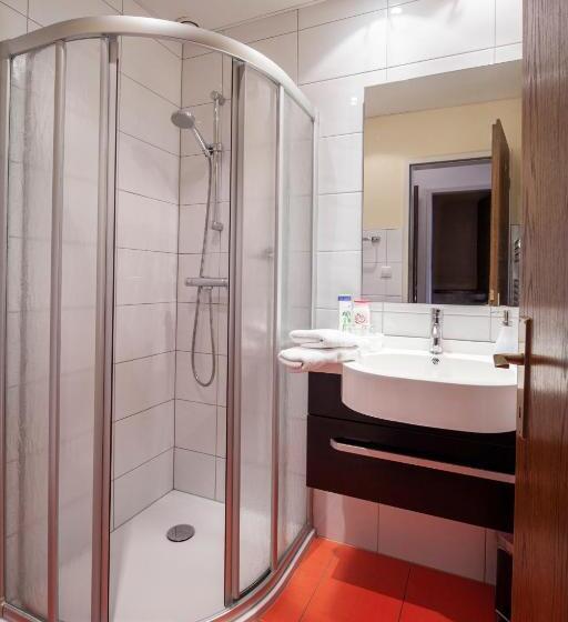 غرفة قياسية مزوَّدة بشُرفة, Garni Brigitte