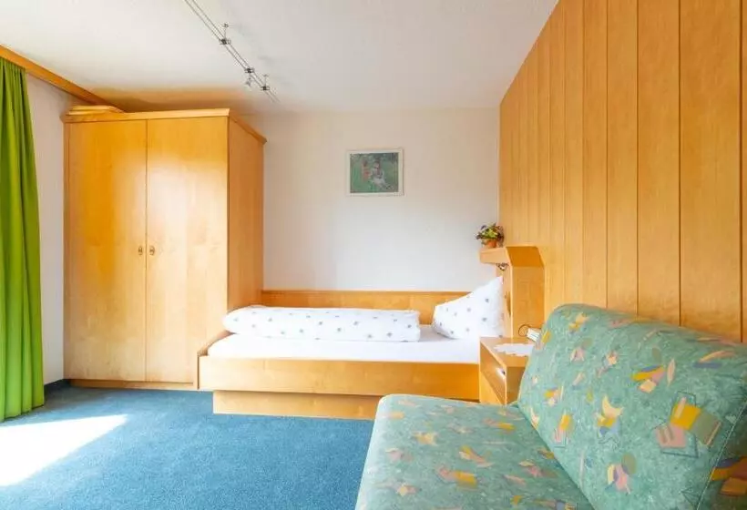 バルコニー付きシングルスタンダードルーム, Haus Furka