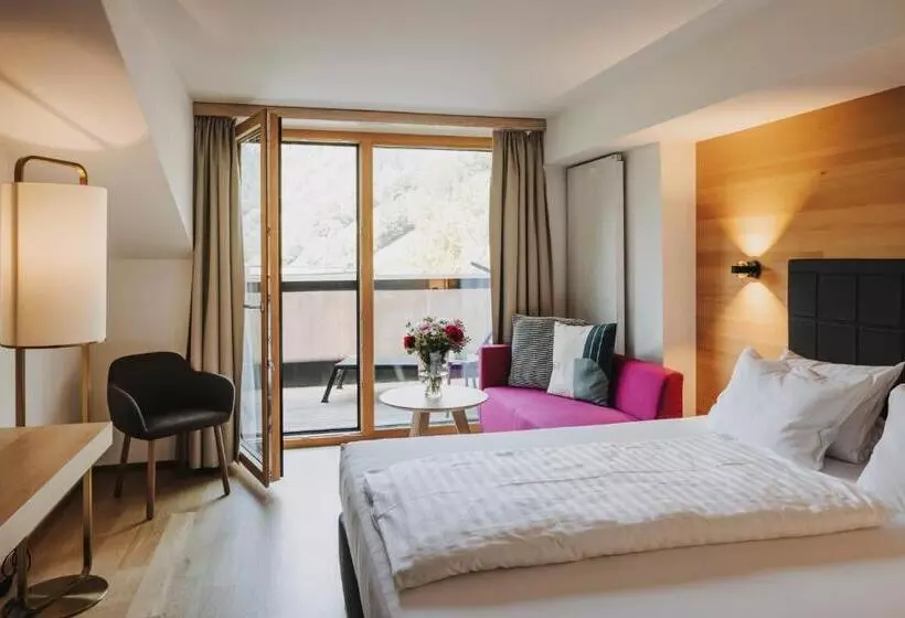 Standard Yhden Hengen Huone, Gesundhotel Bad Reuthe