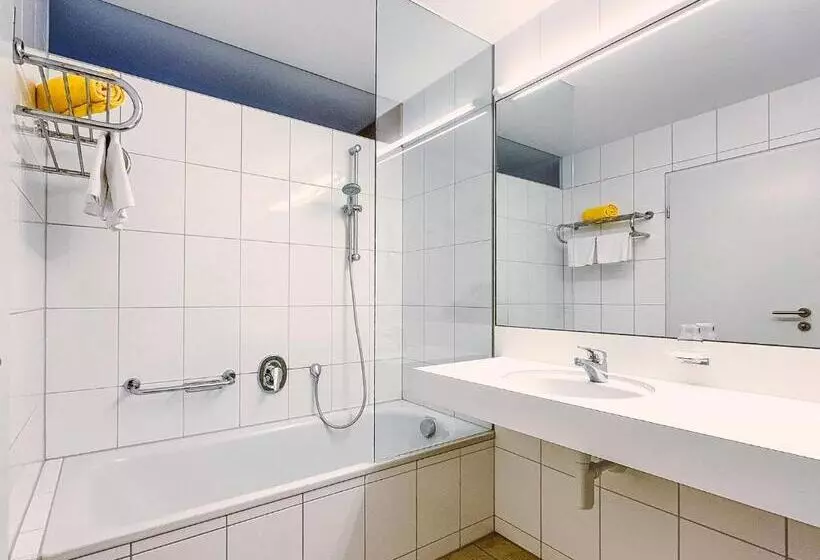 Standard Yhden Hengen Huone, Gesundhotel Bad Reuthe