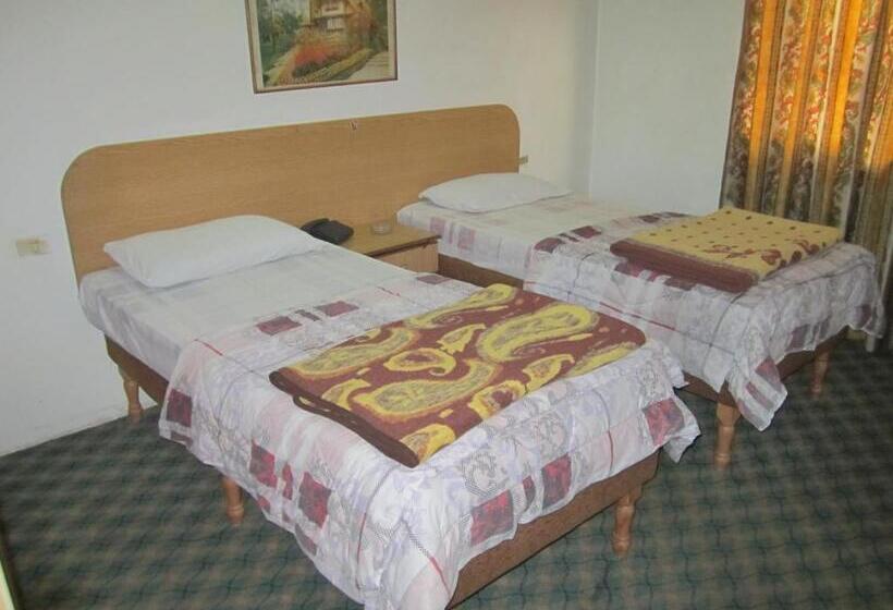 اتاق استاندارد, Asia