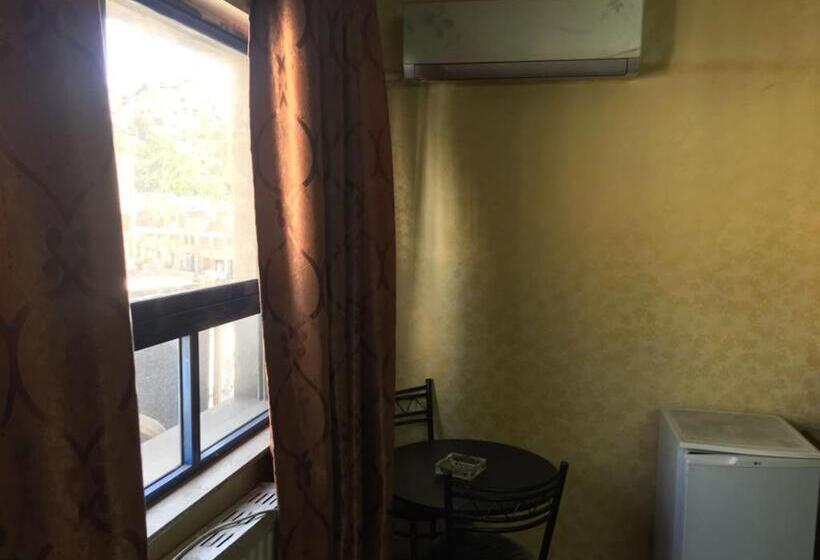 اتاق استاندارد یک نفره, Asia