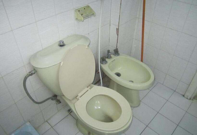 اتاق استاندارد یک نفره, Asia