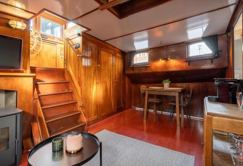 Студия Стандарт, B&b Vita Nova