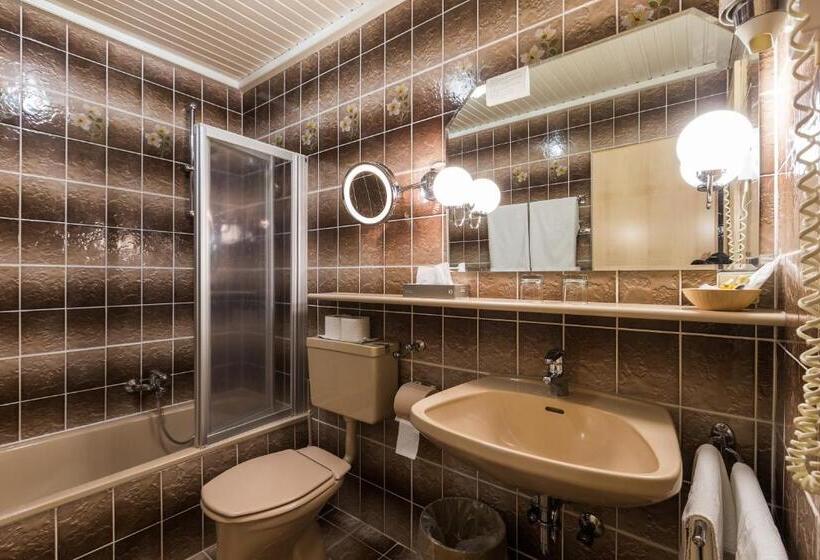 스탠다드 룸, Das Schmidt Privat