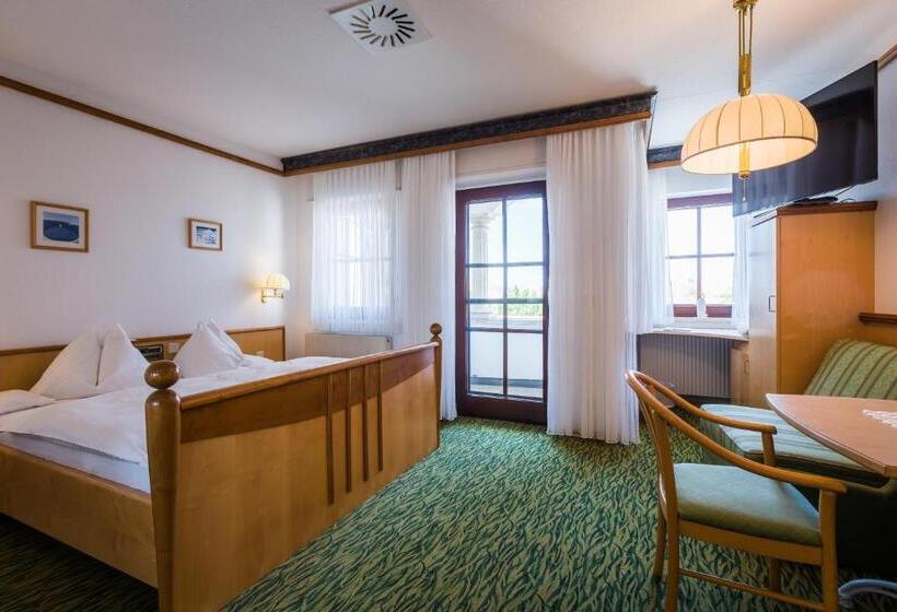 주니어 스위트, Das Schmidt Privat