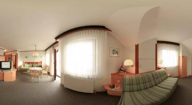 スイート, Das Schmidt Privat