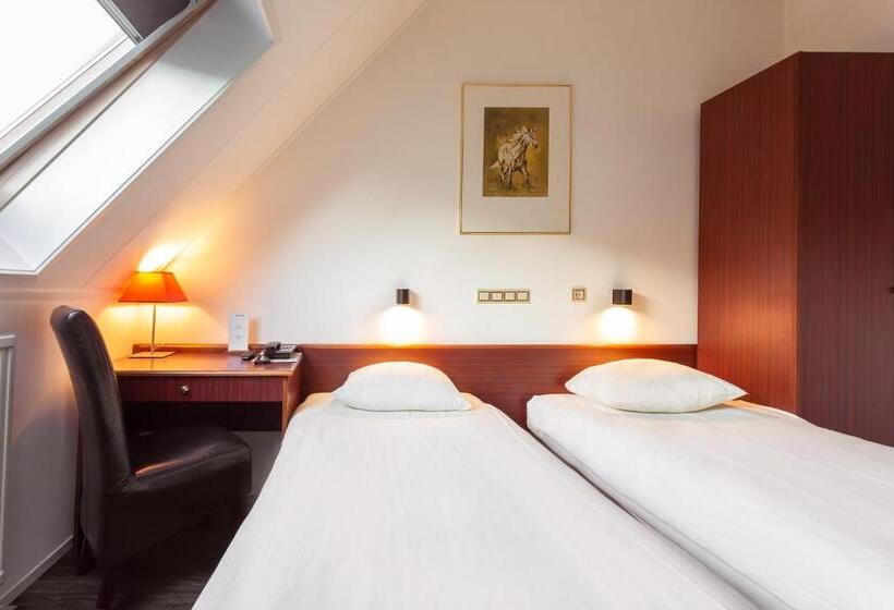 Номер Стандарт Индивидуальный, Het Wapen Van Leiden