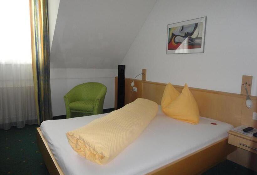 スタンダードシングルルーム, Hofbalzers