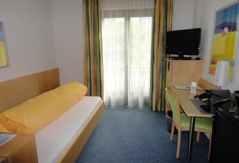 スタンダードシングルルーム, Hofbalzers