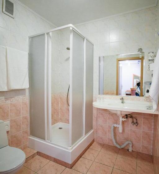 اتاق لوکس, šiauliu Krasto Medžiotojų Užeiga