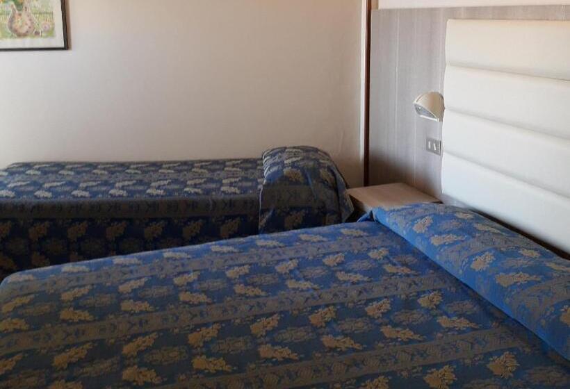 Quarto Triplo Estandar, Imperiale