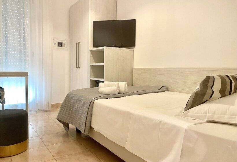 シングルデラックスルーム, Maestri