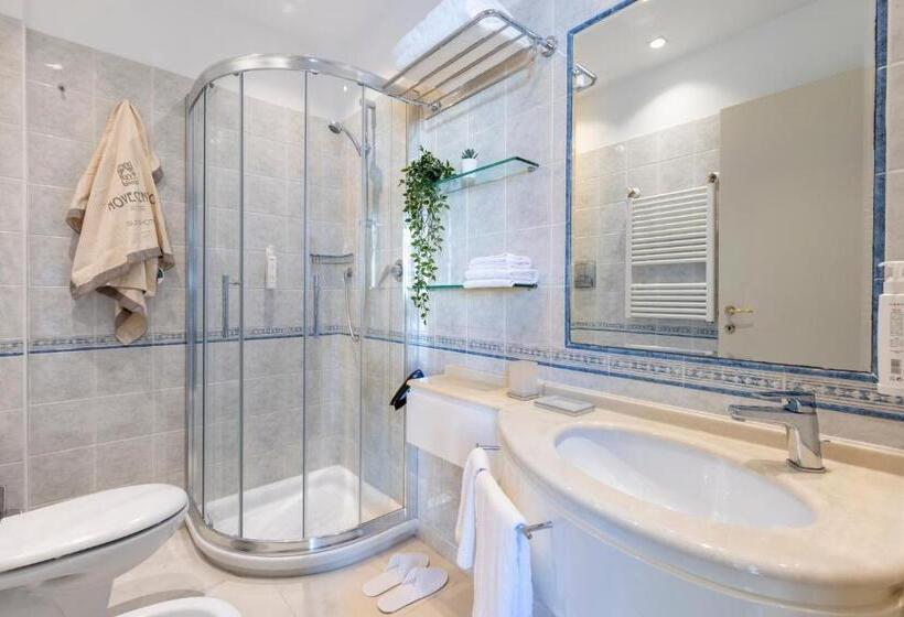 Suite Familiare, Novecento Suite