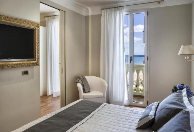 Suite Familiare, Novecento Suite