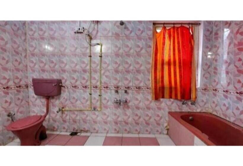 デラックスルーム, Parikalp New