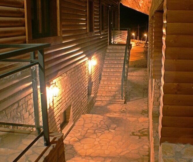 آپارتمان 1 خوابه, Polar Star