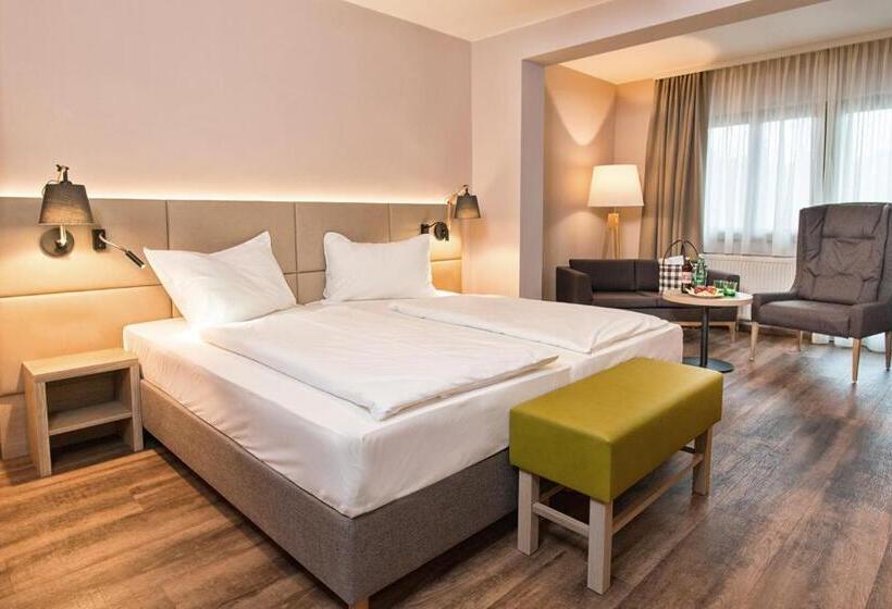 Номер Стандарт с Балконом, Simon   Das Vital