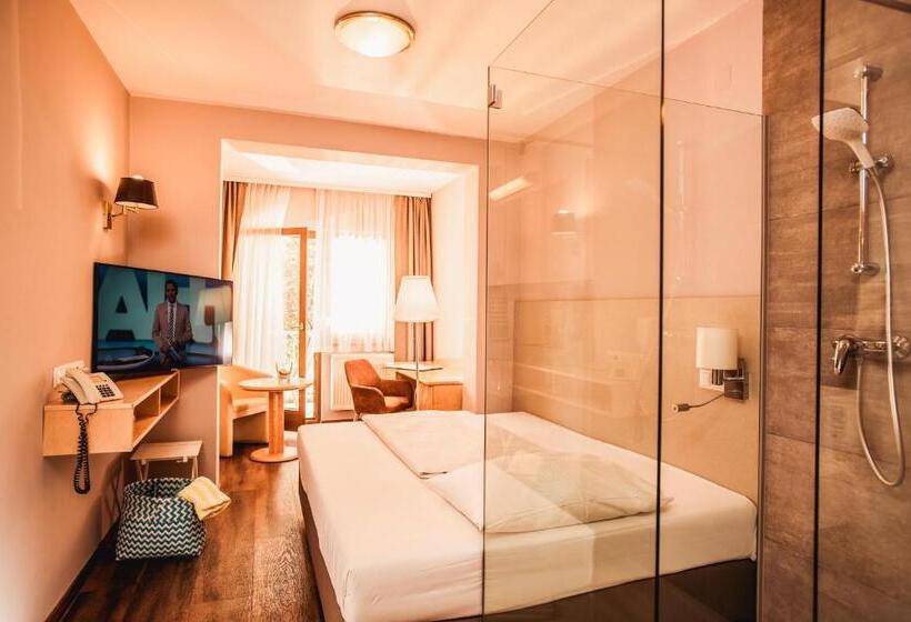 Номер Стандарт Индивидуальный, Simon   Das Vital