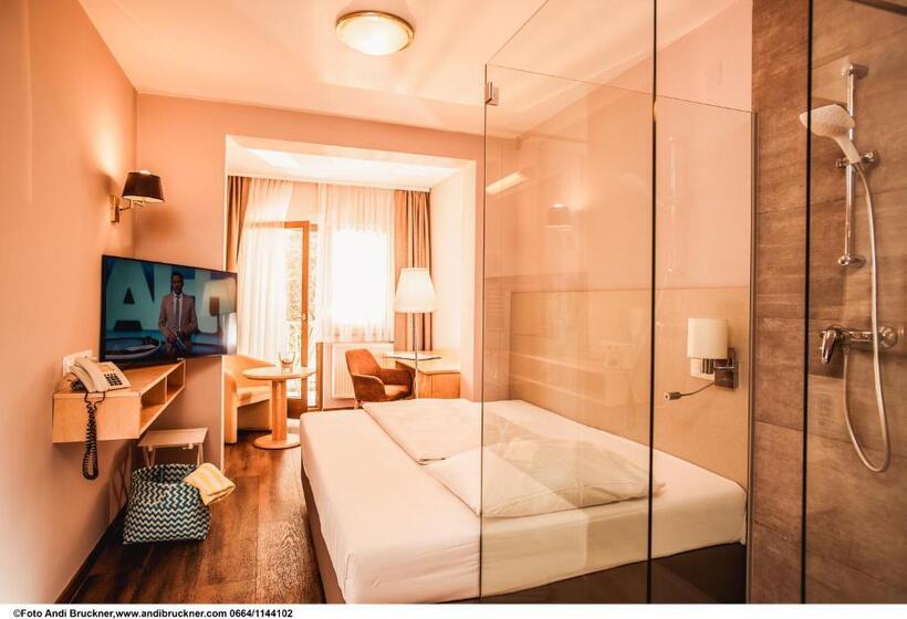 Номер Стандарт Индивидуальный, Simon   Das Vital