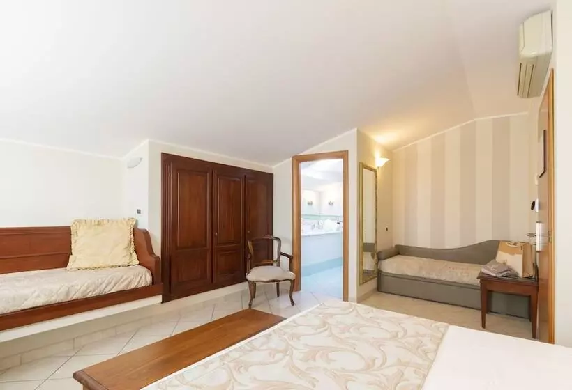 ファミリールーム, Villa Tiziana